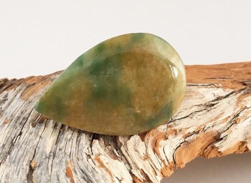 Burmese natural jade brooch - Brooches - Gemstone 