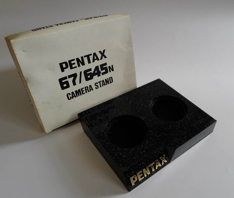 Japan Pentax 67/645N camera lens  2 way display stand - กล้อง - พลาสติก 