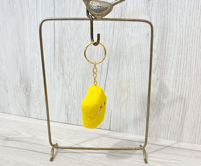 小さな星のフェルトキーホルダー 癒し ギフト - ショップ tugualalala