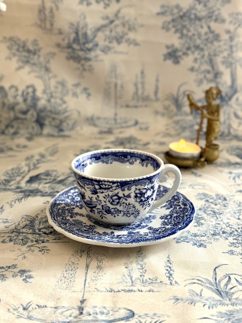 French antique teacup and saucer set - Teapots & Teacups - Porcelain 