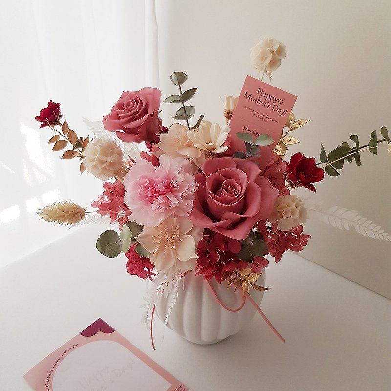 Love媽咪|母親節禮物|深櫻花莓粉永生康乃馨玫瑰桌花 自取優惠 - 乾燥花/永生花 - 植物．花 紅色