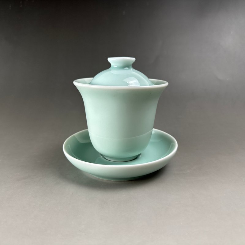 Taiwan Liangshi Meiware [Celadon] Covered Bowl - ถ้วย - วัสดุอื่นๆ สีใส