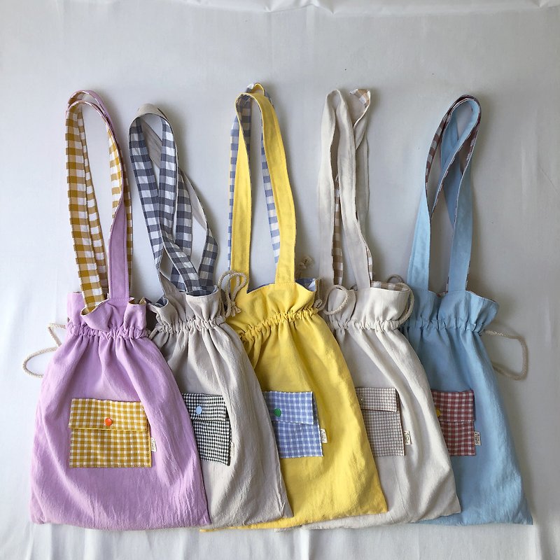 Create! Your ideal life | Double-sided check drawstring side backpack bag shopping bag - กระเป๋าถือ - ผ้าฝ้าย/ผ้าลินิน หลากหลายสี