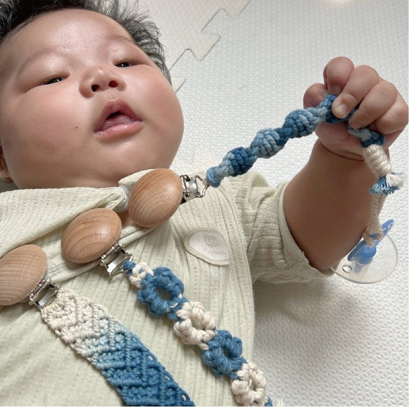 Ichikawa wood indigo-dyed woven hand-knitted pacifier cord | Taiwan-made indigo-dyed thread for full-month ceremony and newborn gift - Baby Bottles & Pacifiers - Cotton & Hemp Blue