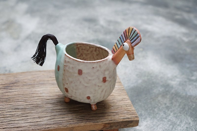 Horse, pencil holder, vase , Handmade ceramic - 鉛芯筆 - 陶 藍色