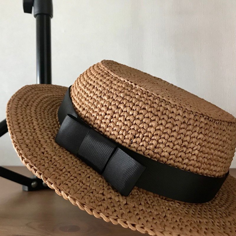 Vintage straw hat as a beach accessory, Wide brim hat for - หมวก - วัสดุอีโค สีนำ้ตาล