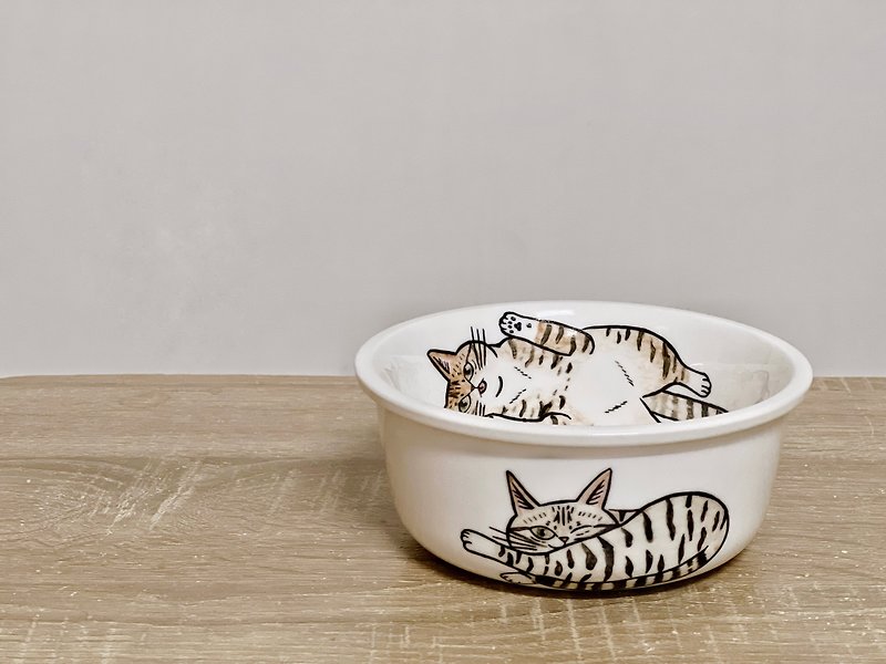 Painted ceramic bowl cat lover series ceramic bowl rice bowl tabby cat - ถ้วยชาม - ดินเผา ขาว