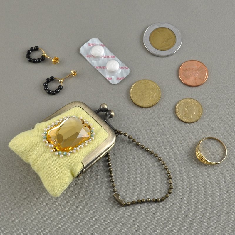 Small small bijou spoiled 9 - กระเป๋าเครื่องสำอาง - พลาสติก สีเหลือง