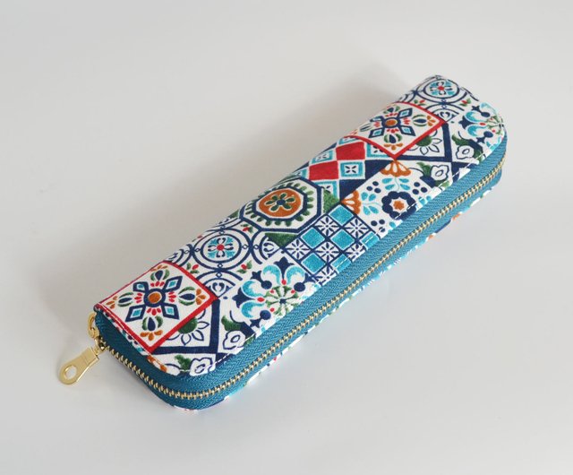 Pencil Case/Old Ceramic Tile No.2/Antique Dark Blue - Shop inBlooom Pencil  Cases - Pinkoi