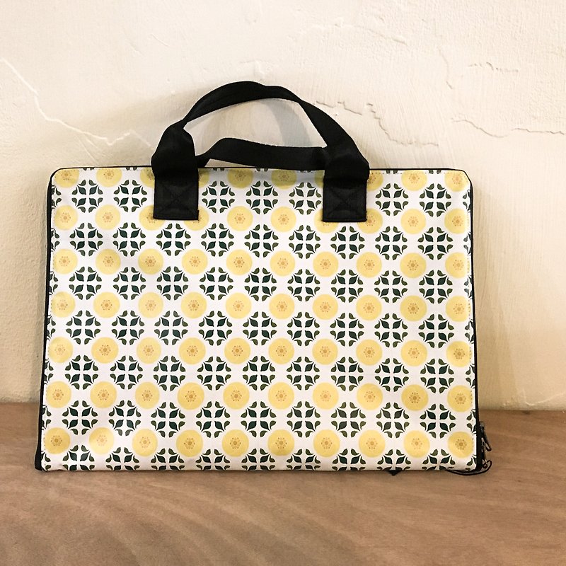 Elegant bloom waterproof laptop bag 15 inch curl card QUEMOLICA - กระเป๋าแล็ปท็อป - กระดาษ สีเหลือง