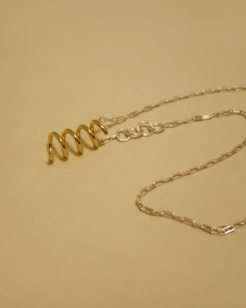 Rolled sterling silver necklace - สร้อยคอ - เงินแท้ สีเงิน