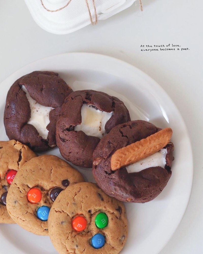 American Soft Cookies - Classic Chocolate m&m Earl Grey - Handmade Cookies - Fresh Ingredients 