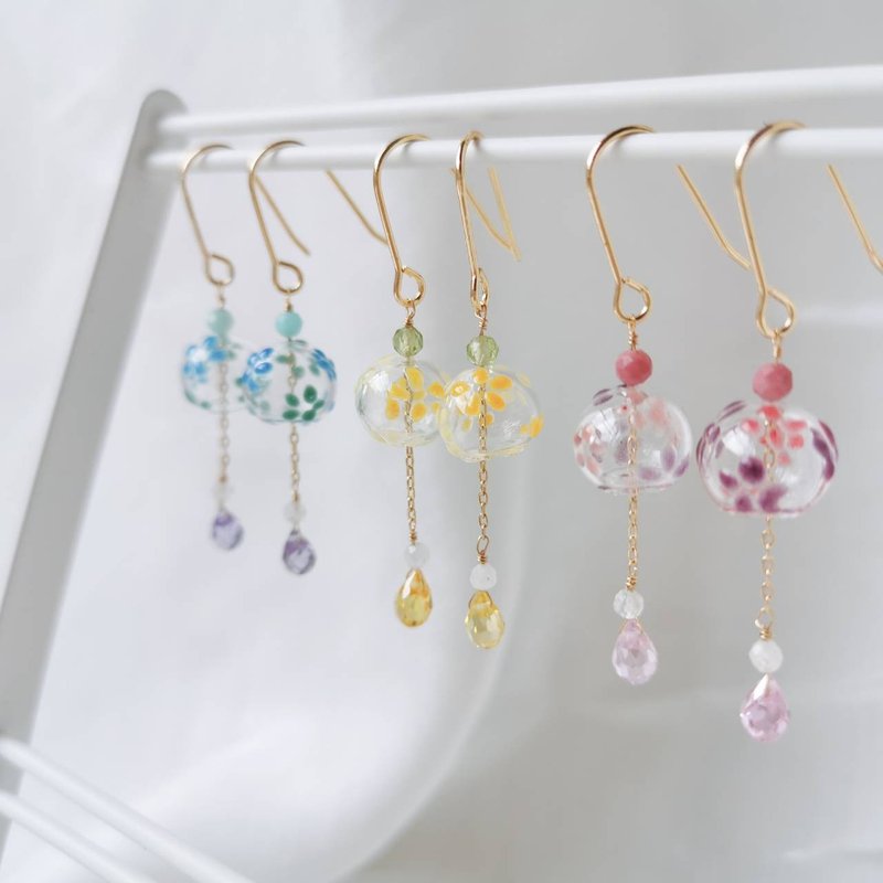 【Veverka】夏日和風 - 耳環 月光石 玻璃 水晶 鋯石 - 耳環/耳夾/耳骨夾 - 半寶石 多色
