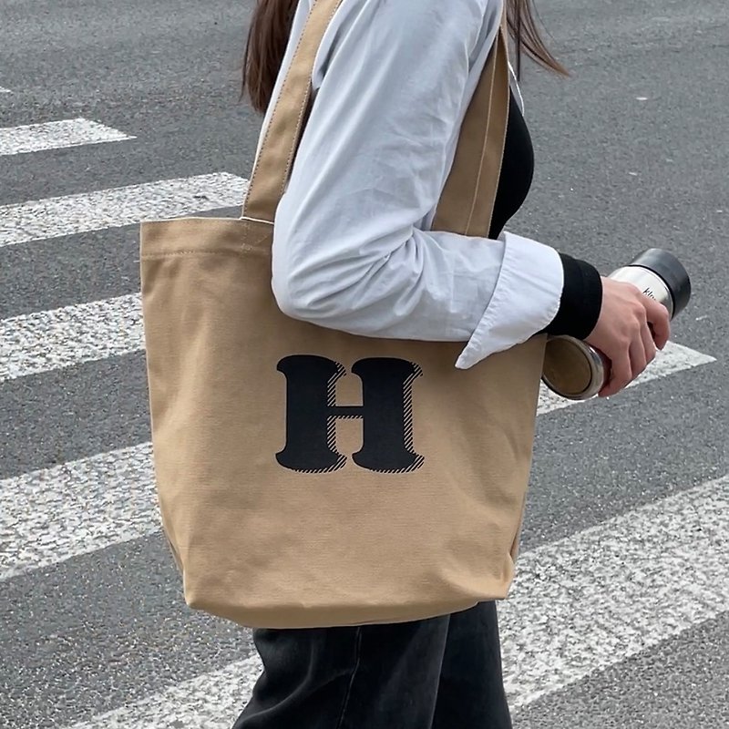ผ้าฝ้าย/ผ้าลินิน กระเป๋าถือ สีกากี - Stan&Co [Japanese store] canvas bag / shoulder bag / tote bag / AZ letter optional bag