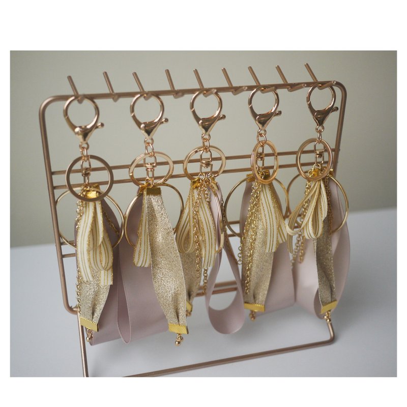 心也要作伴 | 包包掛飾 | 多用途吊飾 | 鑰匙圈 | charms - 吊飾/掛飾 - 其他材質 金色