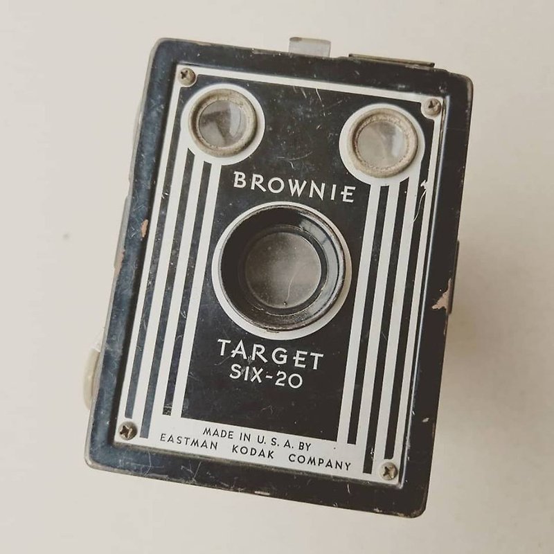柯達Target six-20  1941年代古董基本盒式相機 - 菲林/即影即有相機 - 其他金屬 黑色