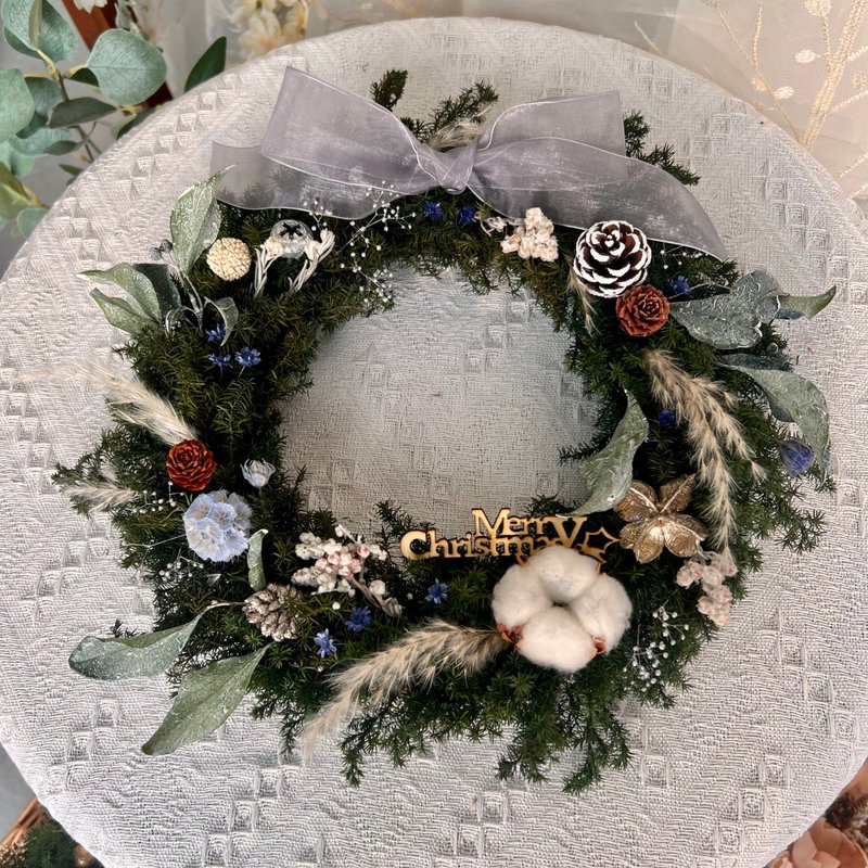 [Christmas Gift Box] Cold Color Everlasting Cedar Christmas Wreath - ช่อดอกไม้แห้ง - พืช/ดอกไม้ สีน้ำเงิน