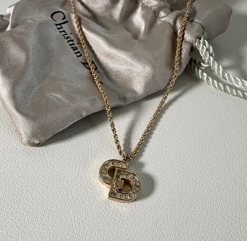 Dior CD rhinestone flashing pendant necklace extension chain original bag jewelry box Japanese medieval - Necklaces - Other Metals Gold