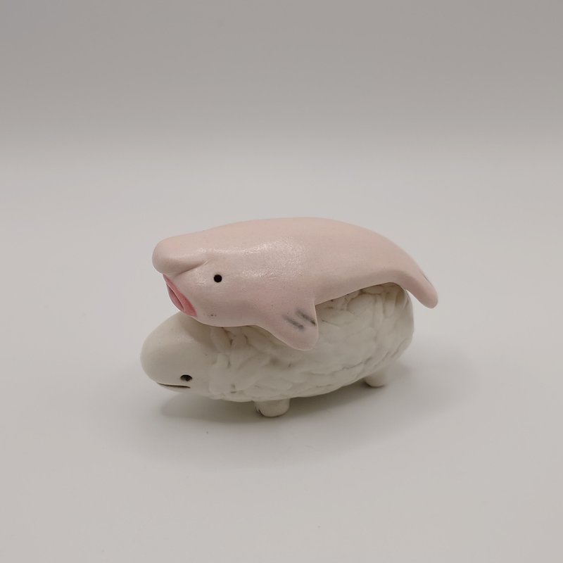 水滴魚壽司(筷架+線香座組合) - 擺飾/家飾品 - 陶 