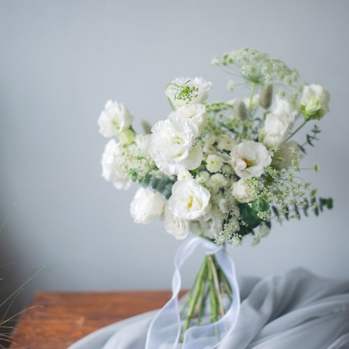WAS floral 自然感白綠桔梗輕捧花 | 鮮花花束 | 可客製 | 婚禮公證捧花