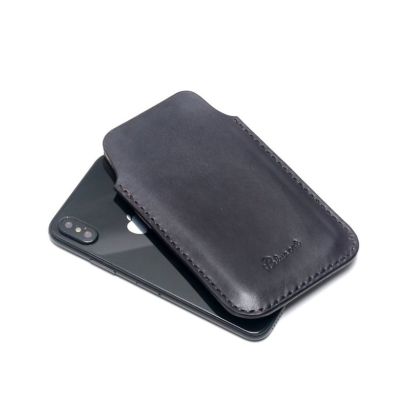 Minimal ochre black hand dyed yak leather handmade iPhone case / bare machine / bottom type - Phone Cases - Genuine Leather Black