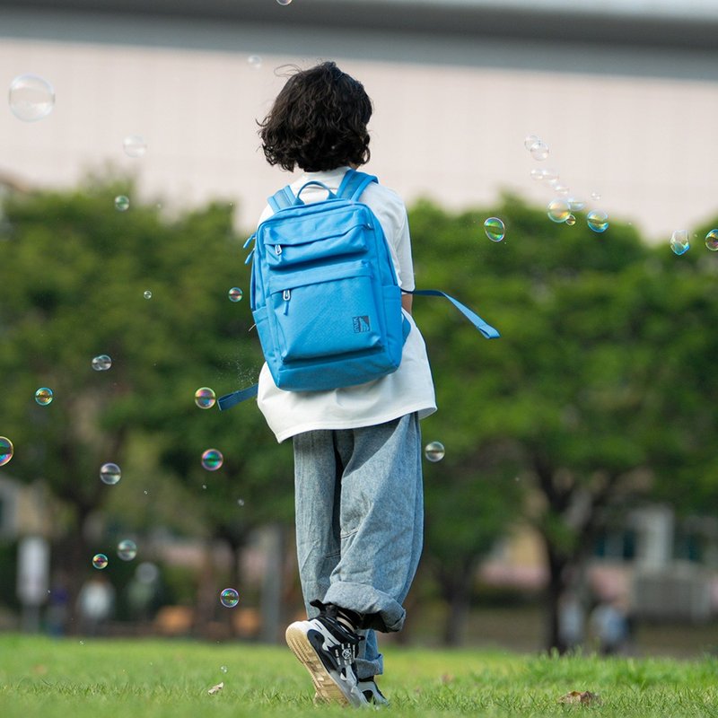 環保調色盤系列 | Eco Primary VERA_RP 輕旅大V包 晴空藍  10L - 後背包/背包/書包 - 環保材質 藍色