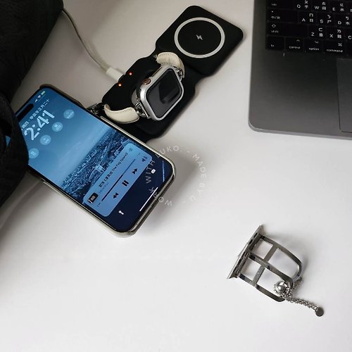 LUKO.Store Apple Watch | IPhone 三合一 磁吸旅行摺疊無線充電盤