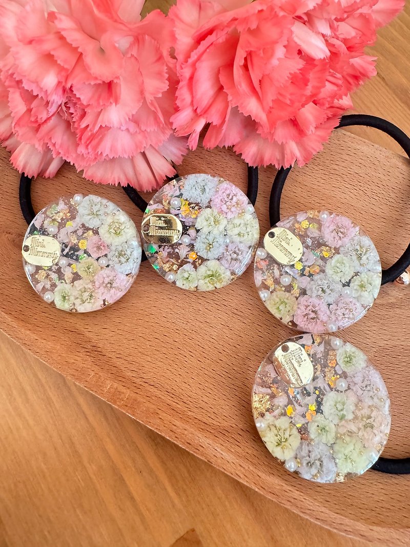 【Spring is coming】Japanese style daily style colorful baby's breath sparkling headband - Hair Accessories - Resin Multicolor