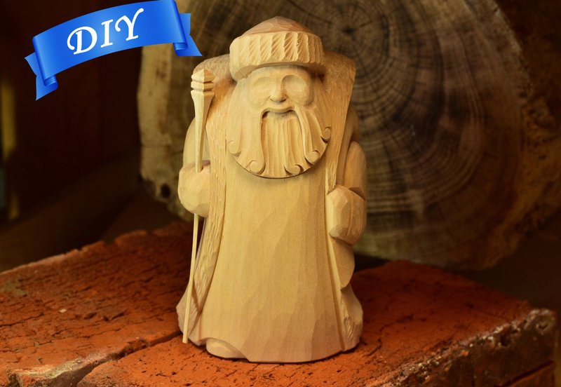 Wooden figure hand carved Russian Santa - ตุ๊กตา - ไม้ สีนำ้ตาล