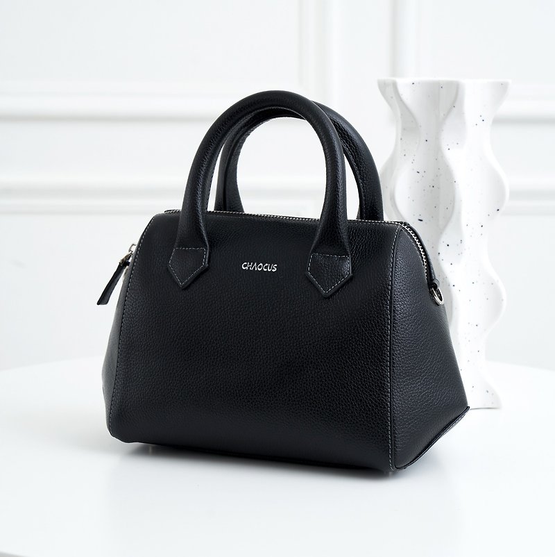 The Mountain Bag. Modern Leather Handbag And Crossbody bag. Black - 手提包/手提袋 - 真皮 黑色