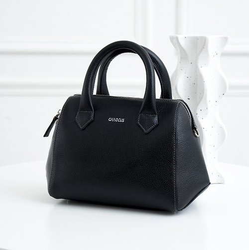 CHAOCUS The Mountain Bag. Modern Leather Handbag And Crossbody bag. Black