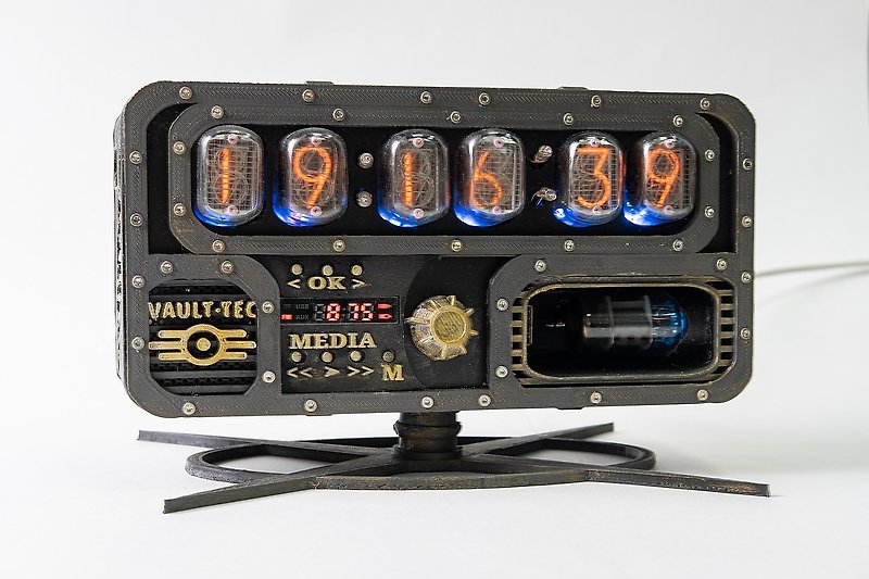 Nixie Tube Fallout clock - Other - Plastic Gold