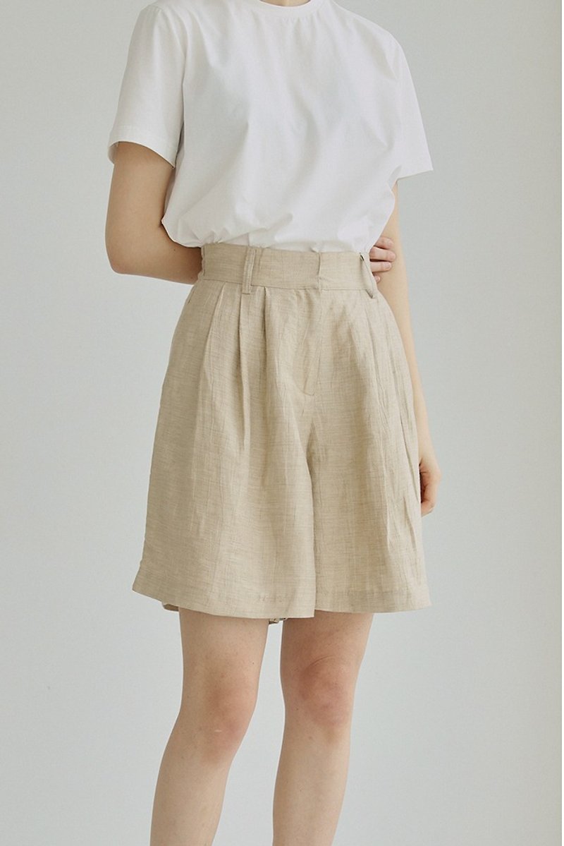 Beige high-waist linen texture skirt pants shorts A-line elastic waist wide leg five-point wide pants - Women's Shorts - Cotton & Hemp Khaki