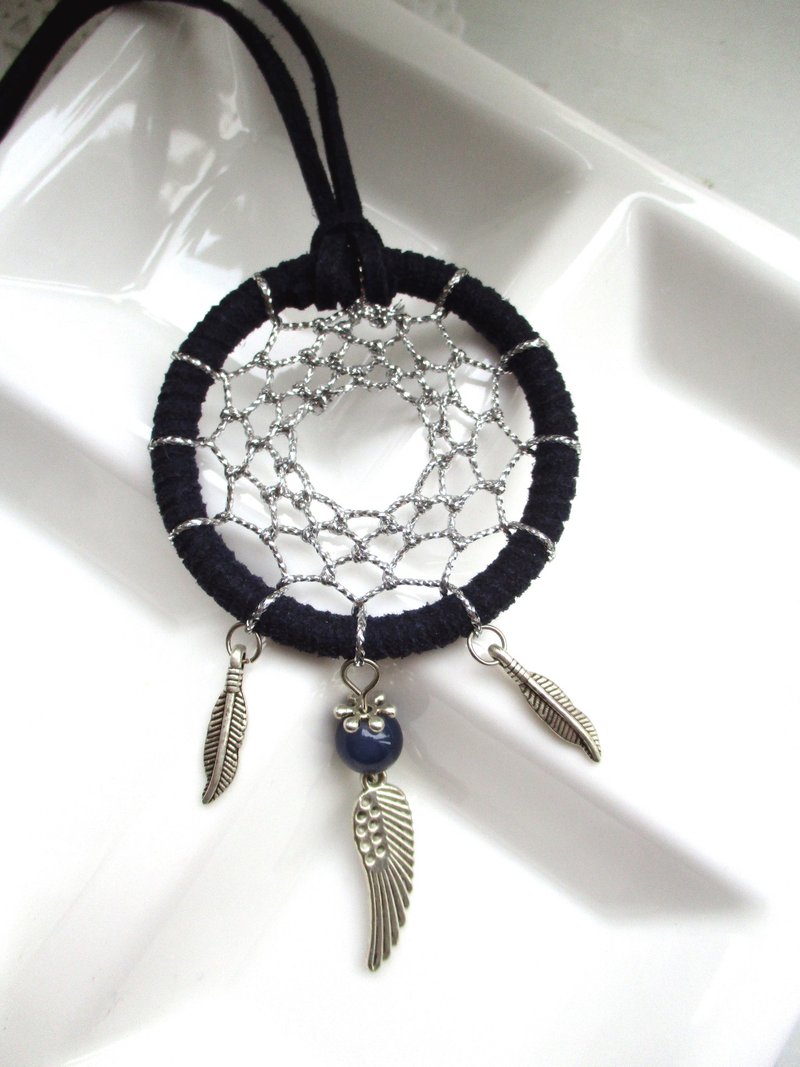 Small kite - Dreamcatcher Necklace - dark blue - สร้อยคอ - วัสดุอื่นๆ สีน้ำเงิน