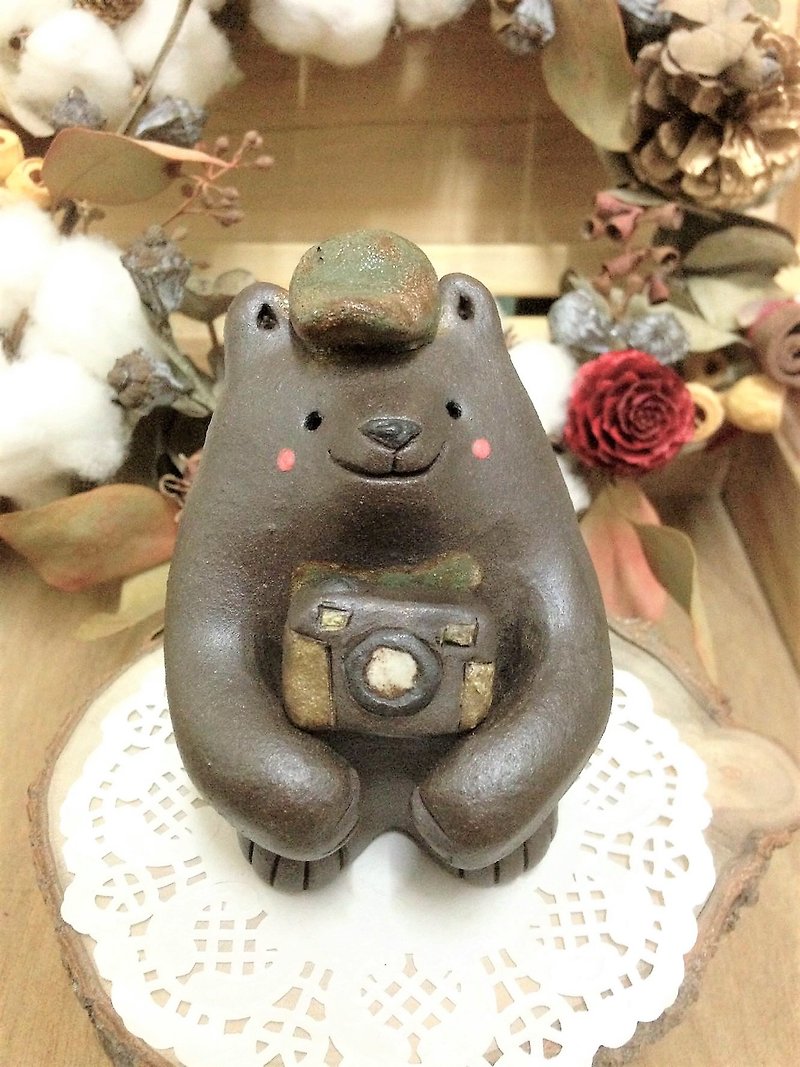 主題熊系列-攝影師黑熊 - 花瓶/陶器 - 陶 多色