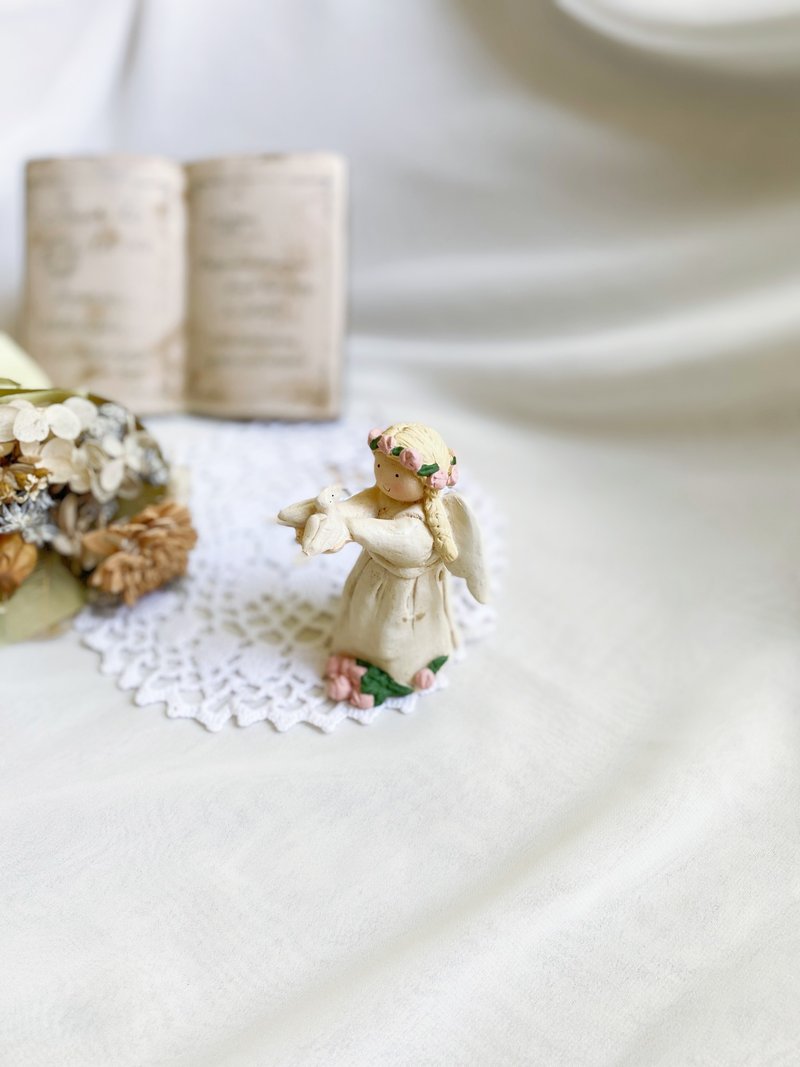 【好日戀物】荷蘭娃娃Angel of June裝飾品聖誕節禮物絕版 微瑕 - 擺飾/家飾品 - 樹脂 多色