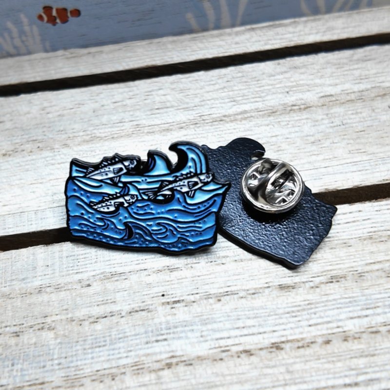 O-fish-ially Free / 襟章 - 徽章/別針 - 其他金屬 藍色
