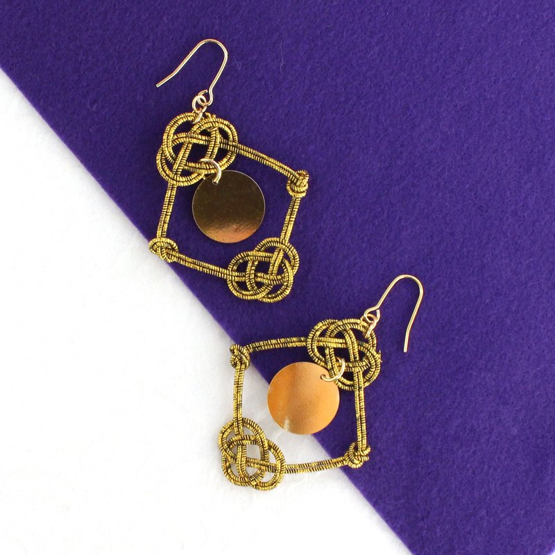 japanese style pierce earring / mizuhiki / japan / accessory / gold - 耳環/耳夾 - 絲．絹 金色