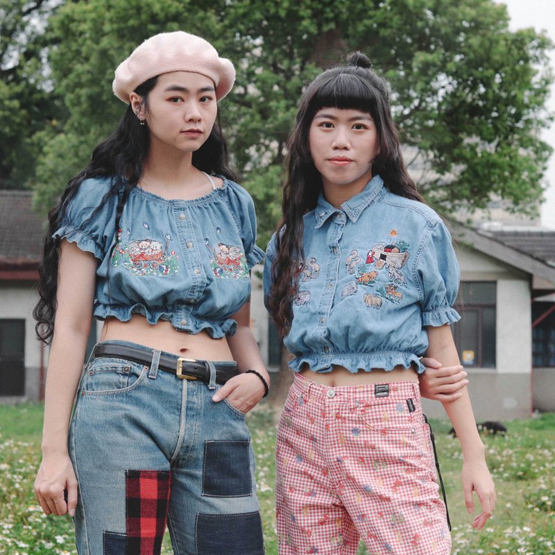 Tsubasa.Y│*多款可選*丹寧短版荷葉邊泡泡袖上衣 襯衫 一字領 - 女上衣/長袖上衣 - 棉．麻 藍色