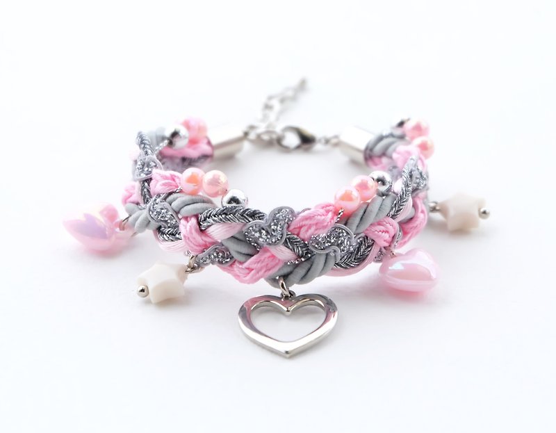 Pink gray braided bracelet with heart and pastel charms - สร้อยข้อมือ - วัสดุอื่นๆ สึชมพู