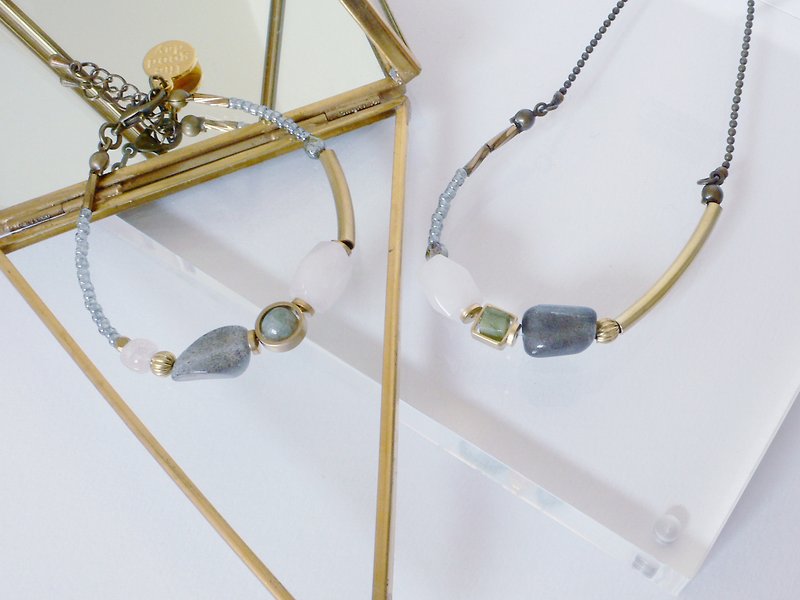 blue Labradorite / Chalcedony Brass Mix & Match Crystal Gemstone Necklace - สร้อยคอ - เครื่องเพชรพลอย 