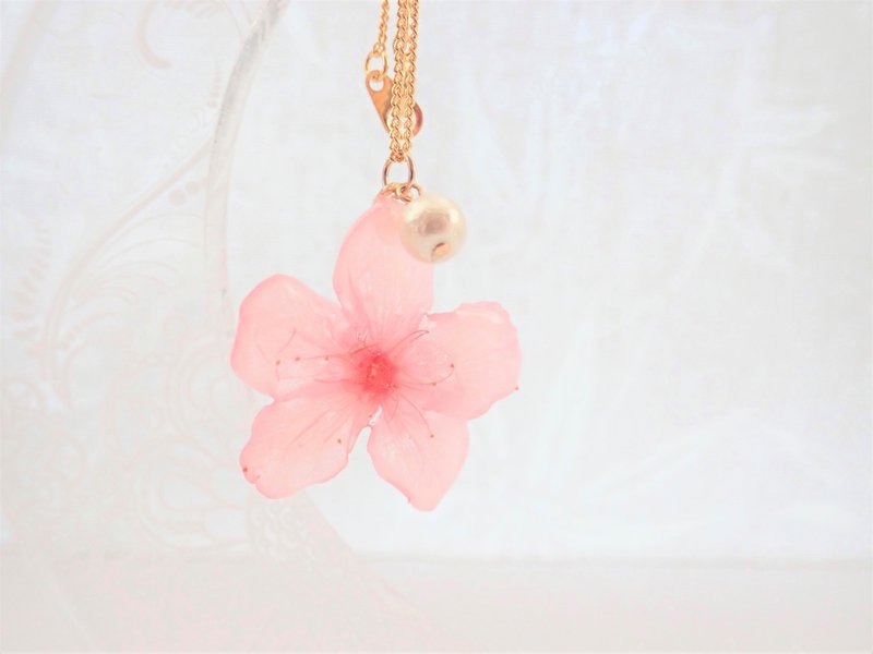 Real Sakura ✕ Cotton Pearl Necklace - สร้อยคอ - พืช/ดอกไม้ สึชมพู