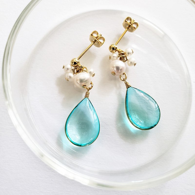 light blue drop & pearls pierced/clip-on earrings - Earrings & Clip-ons - Resin Blue
