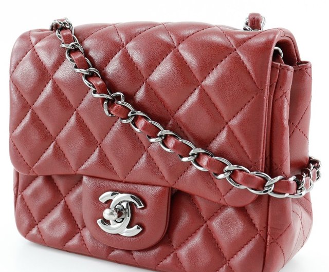 CHANEL ミニショルダーバッグ　レッド ラムスキン CHANEL シャネル ミニマトラッセ ショルダーバッグ ラムスキン レッド