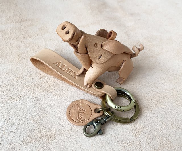 Leather on sale animal keychain