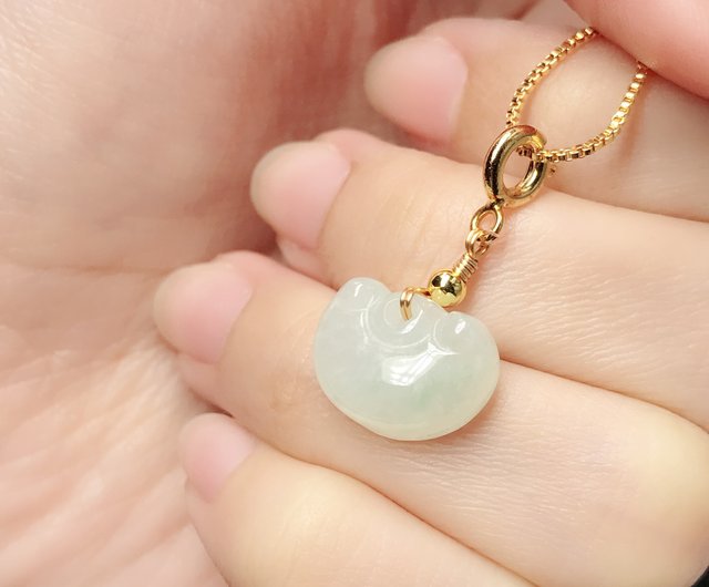 本翡翠 古風如意 しずく 新品 0107 - メルカリ