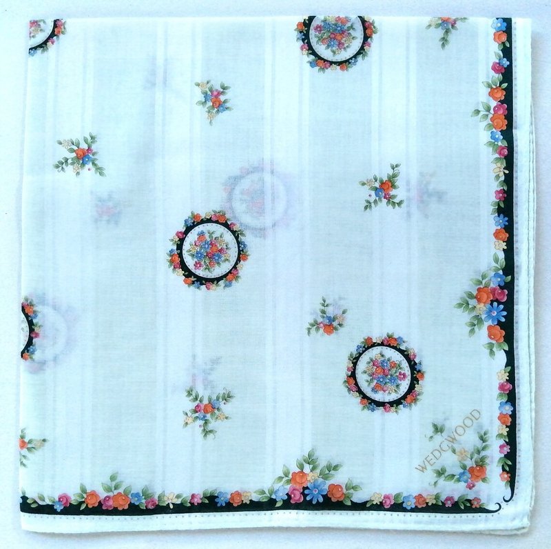 WEDGWOOD Vintage Handkerchief Floral 19 x 19 inches, Vintage Scarf - 絲巾 - 棉．麻 藍色