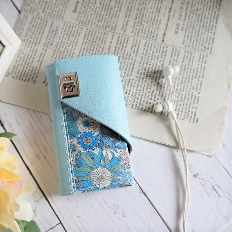 リバティ　iPhoneケース　Small Susanna スモールスザンナ　手帳型スマホケース - 手機殼/手機套 - 防水材質 藍色