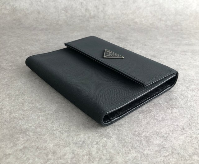 【PRADA／プラダ】ナイロン×レザー 三つ折り財布 ブラック トライアングル 楽天市場】プラダ 財布 トライアングル 三つ折り財布 テスート