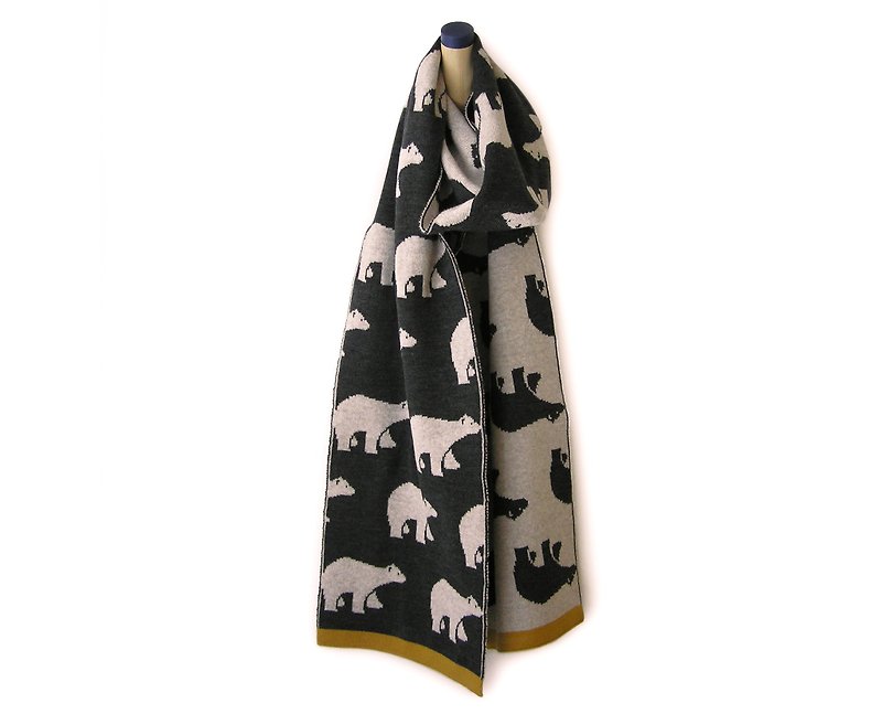 Merino wool scarf with bright polar bears pattern in dark gray - 絲巾 - 羊毛 灰色